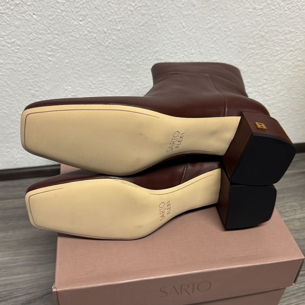 Franco Sarto Flexa Fabiene Bootie - Picture 3 of 9